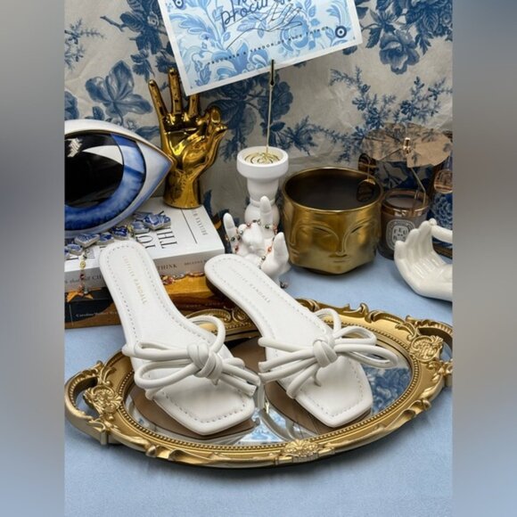 🆕 LOEFFLER RANDALL 🧿 NWOB Hadley Leather Bow Flat Sandals, White - Sz 6.5 B - Picture 2 of 12